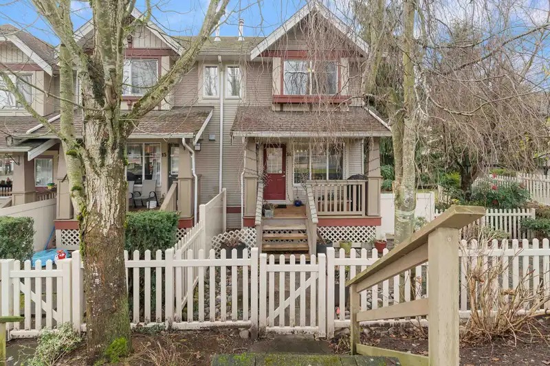 16 6651 203 STREET - photo 1 of 32