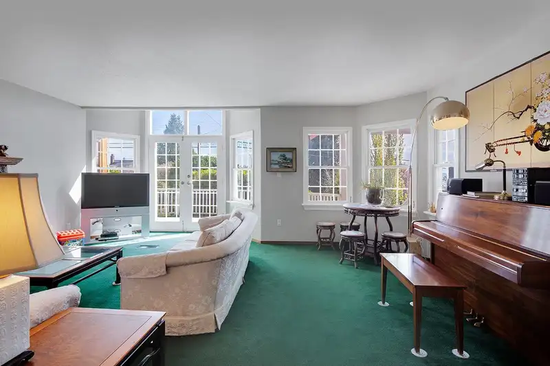 1183 DUCHESS AVENUE - photo 3 of 40
