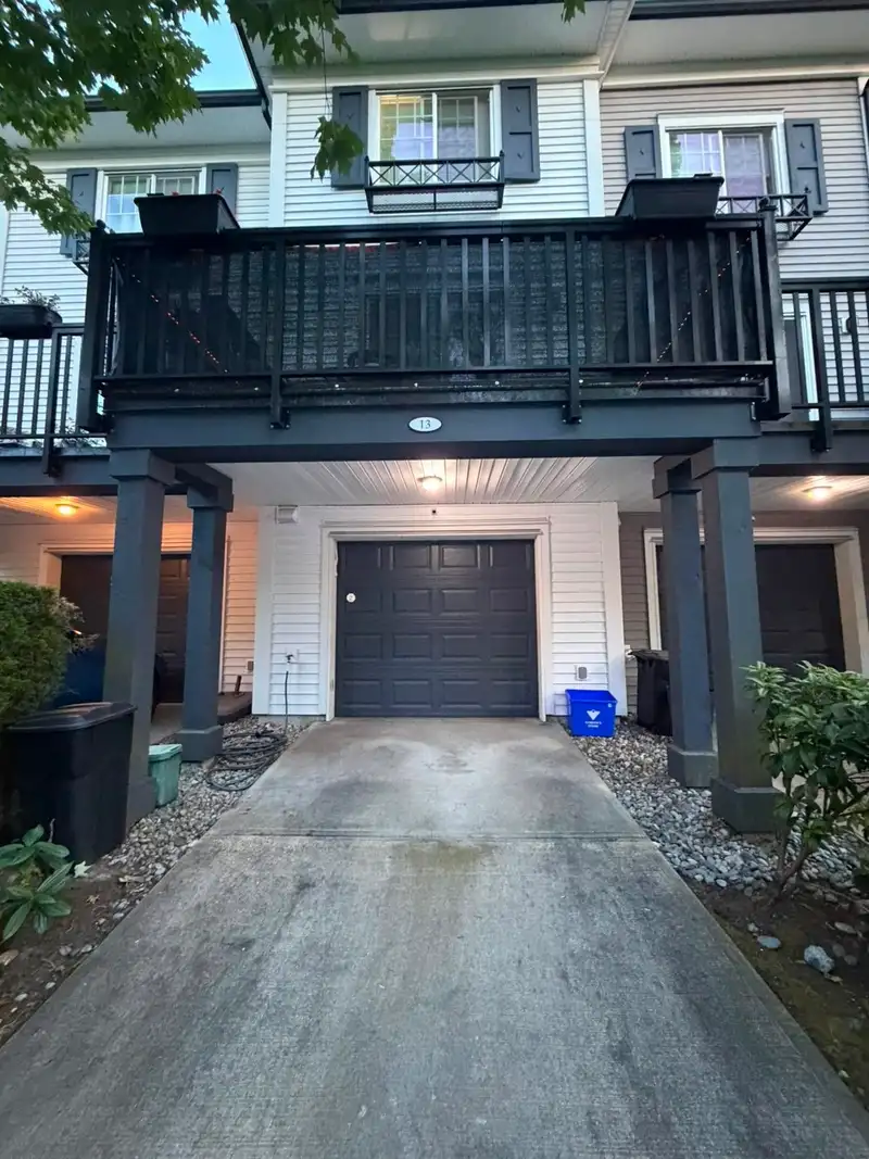 13 7348 192A STREET - photo 4 of 22