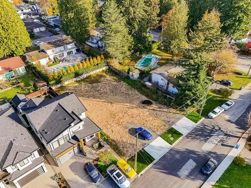 34157 LARCH STREET - photo 1 of 13