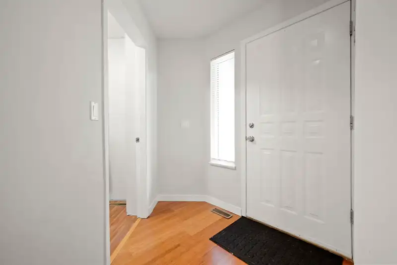 12165 MCMYN AVENUE - photo 4 of 38