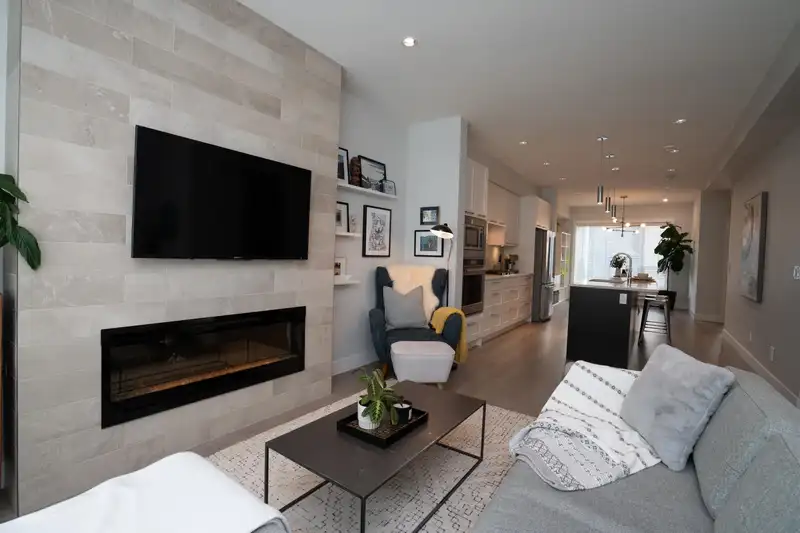 80 16336 23A AVENUE - photo 3 of 37