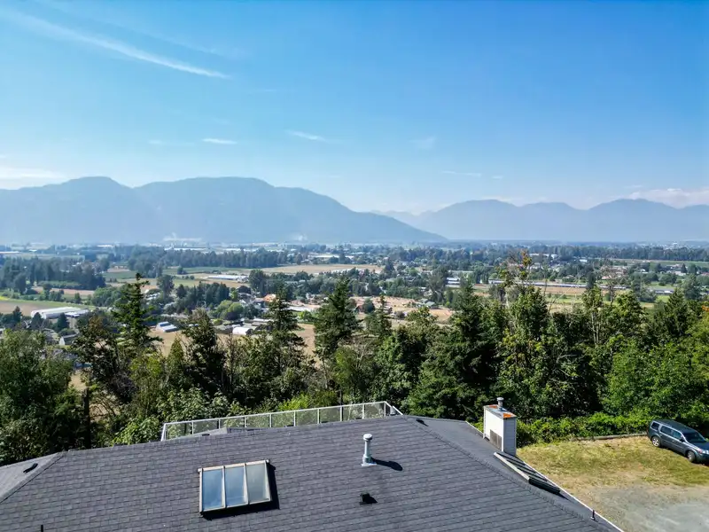 42025 NIKADA DRIVE - photo 1 of 40