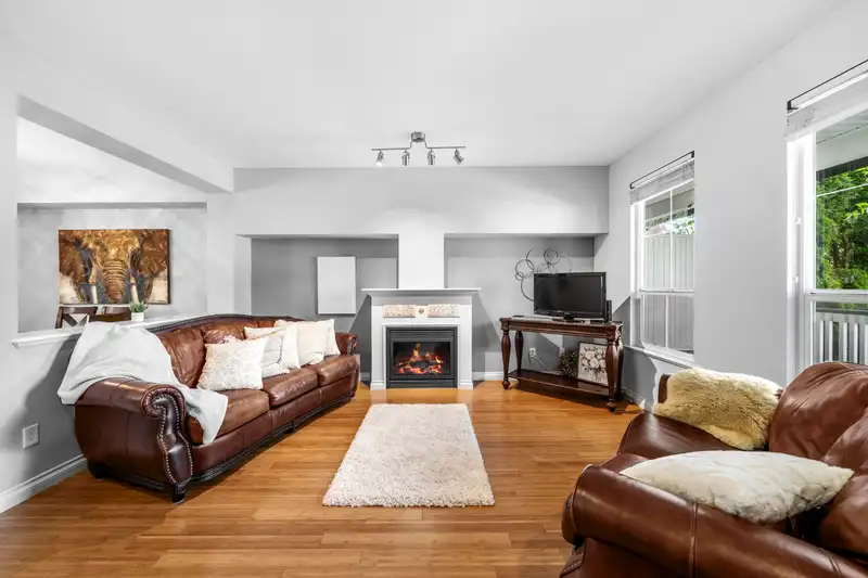 7044 179A STREET - photo 2 of 38