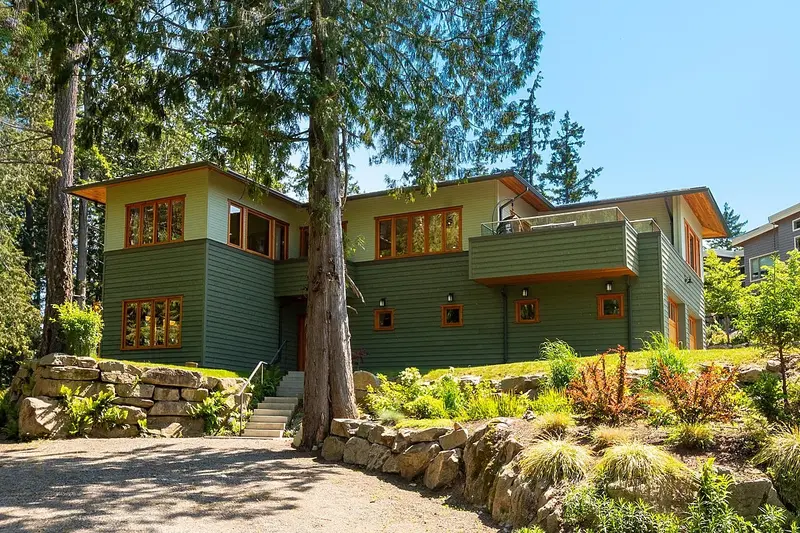 1655 EVERGREEN LANE - photo 2 of 25