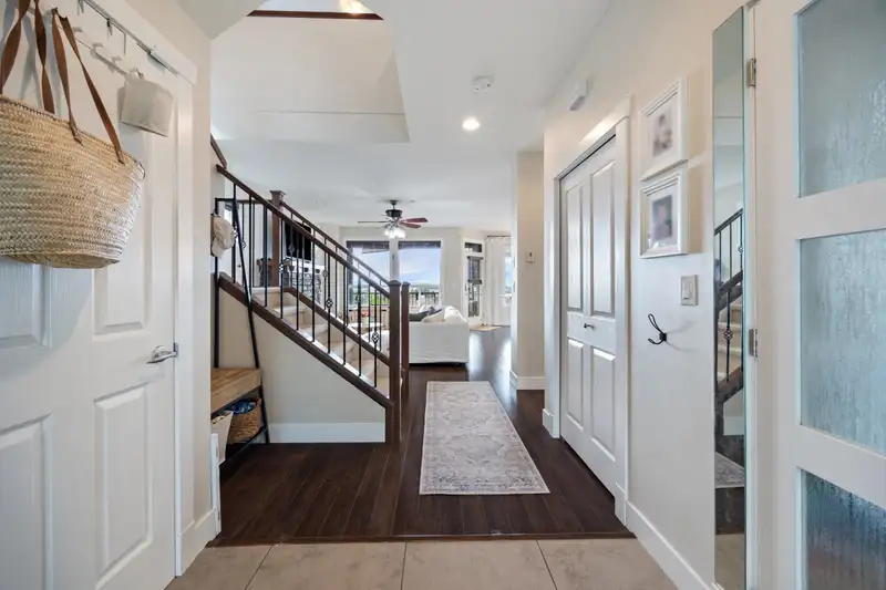 13679 BLAKE LOOP - photo 4 of 38