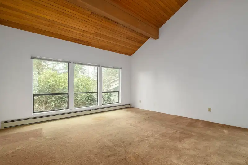 5563 STAGHORN PLACE - photo 2 of 40