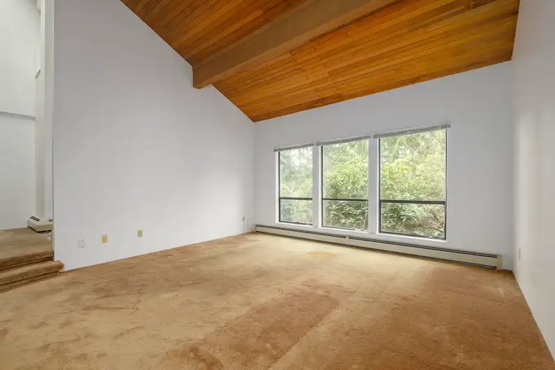 5563 STAGHORN PLACE - photo 3 of 40