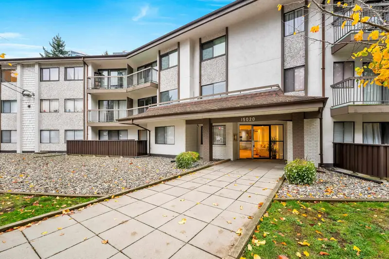 110 15020 NORTH BLUFF ROAD - photo 2 of 25