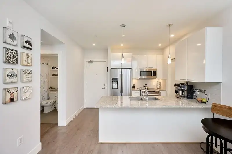 314 20175 53 AVENUE - photo 3 of 24