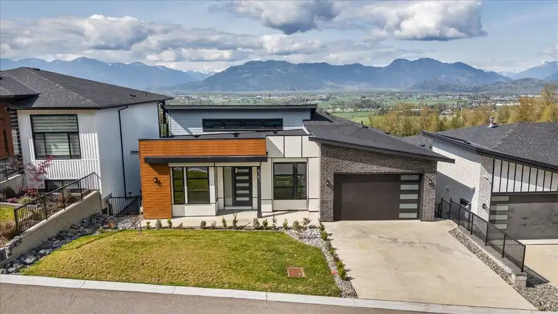 8181 HARVEST PLACE - photo 1 of 38