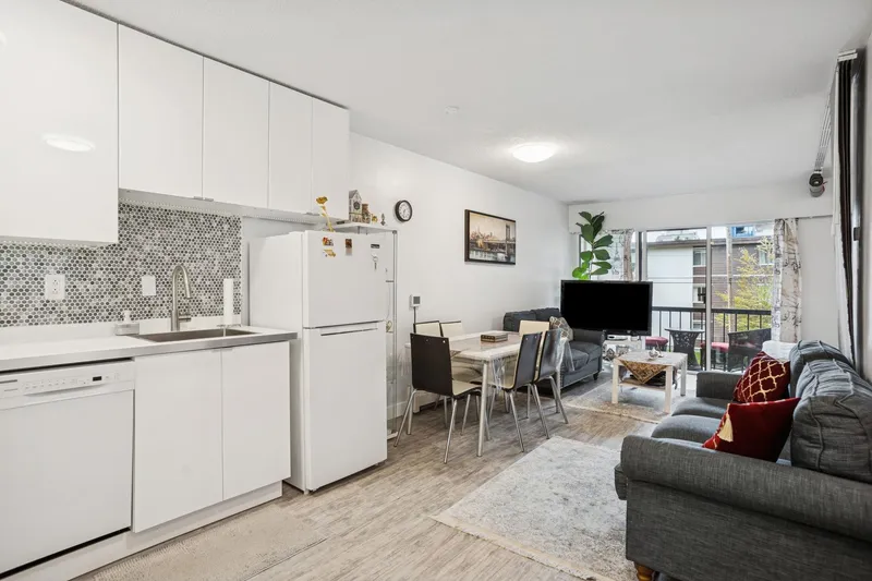 303 1717 W 13TH AVENUE - photo 3 of 23