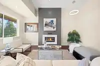 209 13585 16 AVENUE - thumbnail 2