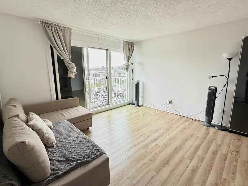304 7280 LINDSAY ROAD - photo 3 of 12