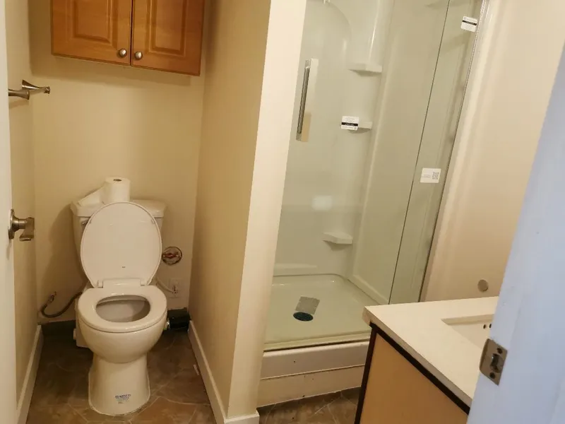 33025 14 AVENUE - photo 4 of 15