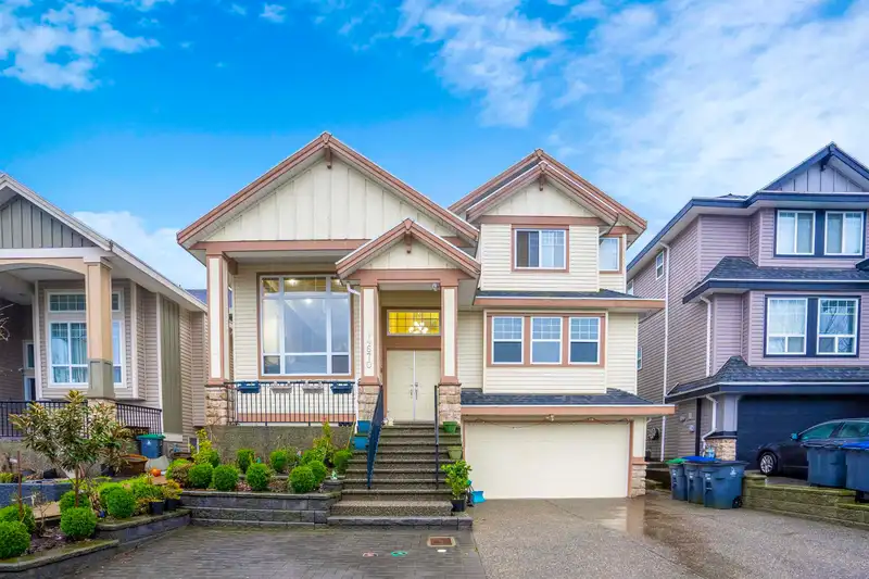 14670 76A AVENUE - photo 1 of 20