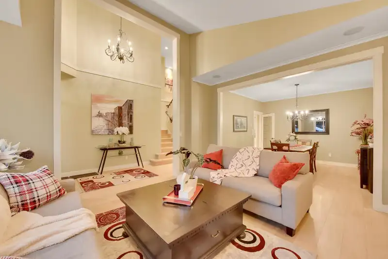 5268 GLEN ABBEY PLACE - photo 3 of 29