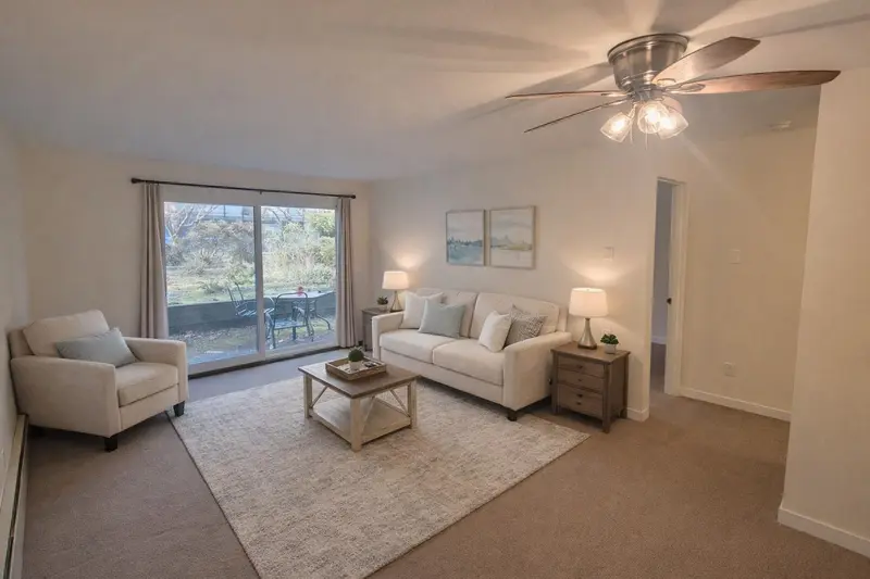 108 33400 BOURQUIN PLACE - photo 1 of 4