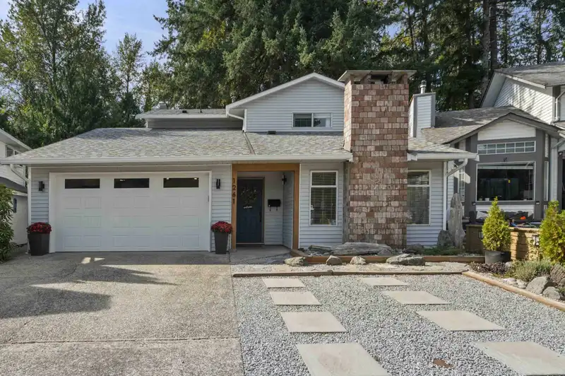 1261 RIVER DRIVE - photo 1 of 39