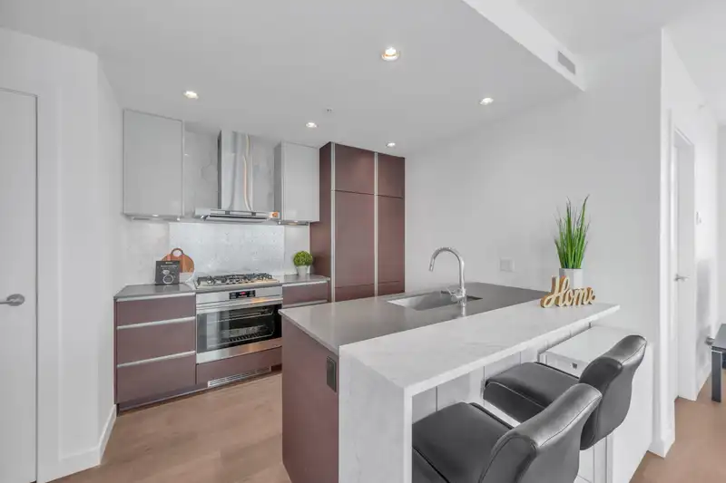 4002 4670 ASSEMBLY WAY - photo 3 of 31