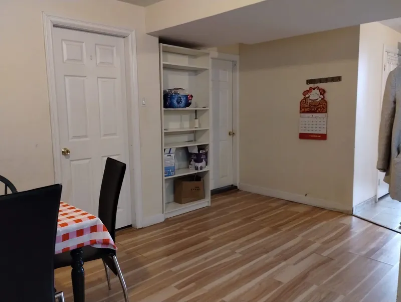 10425 140B STREET - photo 3 of 9