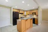 202 15357 17A AVENUE - thumbnail 3