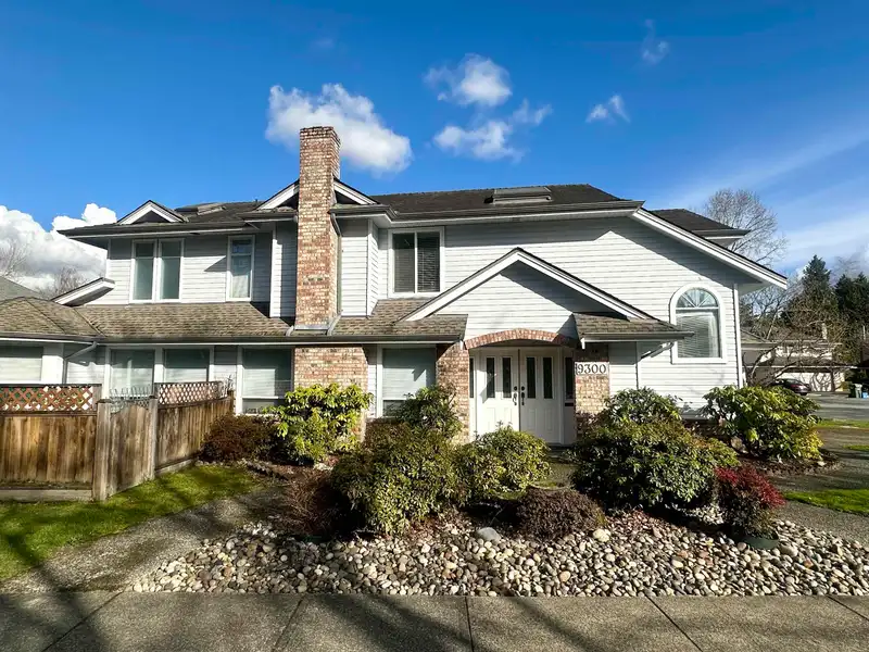 9300 AUBURN DRIVE - photo 1 of 34