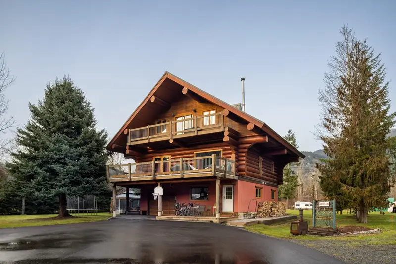 1539 PORTAGE ROAD - photo 1 of 25