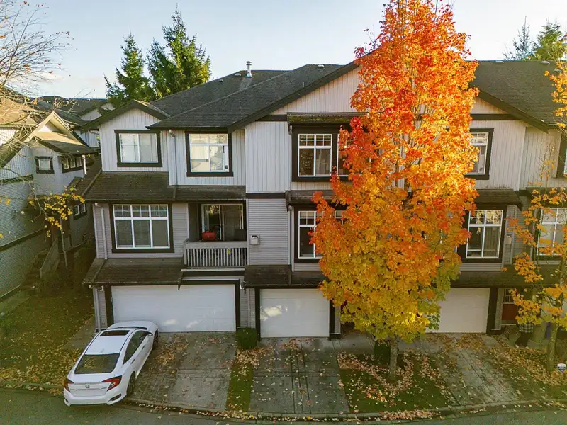 35 18828 69 AVENUE - photo 1 of 36