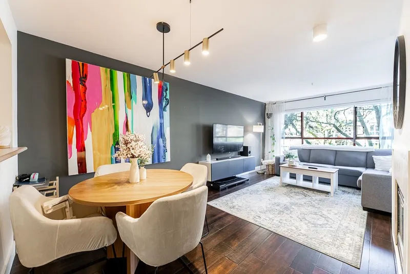 203 2140 W 12TH AVENUE - photo 2 of 25