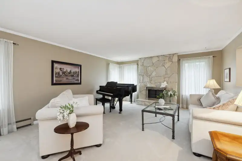 2496 GALE AVENUE - photo 3 of 30