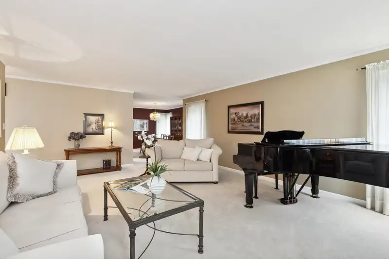 2496 GALE AVENUE - photo 4 of 30