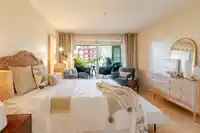 103 2 RENAISSANCE SQUARE - thumbnail 23