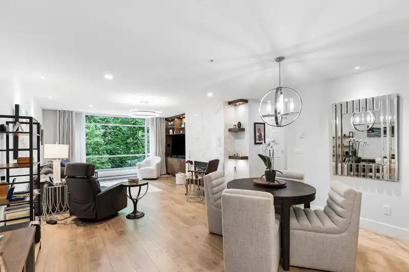 210 19142 122 AVENUE - photo 2 of 40