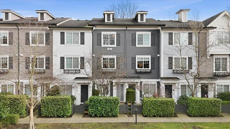 39 3010 RIVERBEND DRIVE - photo 2 of 25