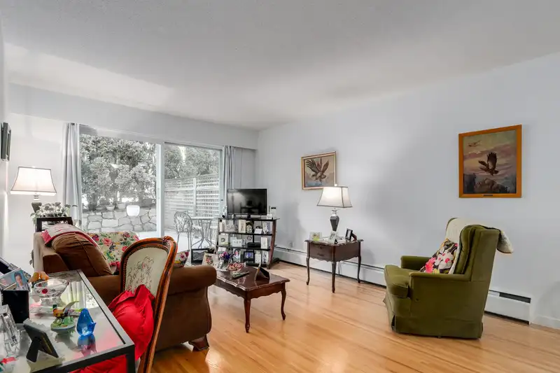 104 135 W 21ST STREET - photo 3 of 22