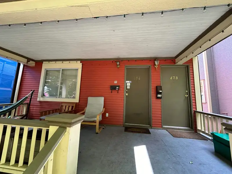 476 E 10TH AVENUE - photo 2 of 32