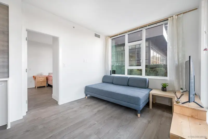 402 7303 NOBLE LANE - photo 4 of 25