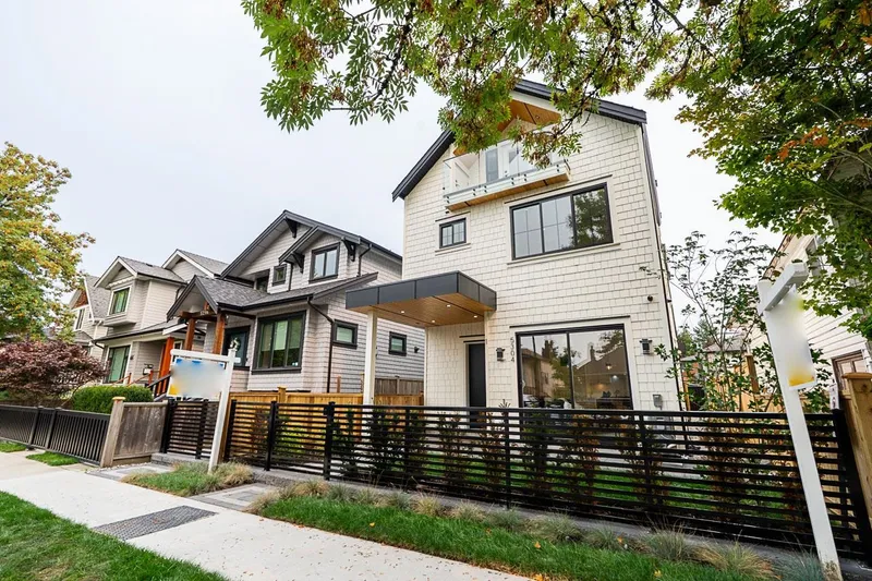 1 5304 ELGIN STREET - photo 1 of 25