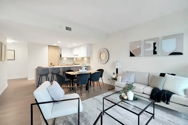 601 618 CARNARVON STREET - photo 2 of 27