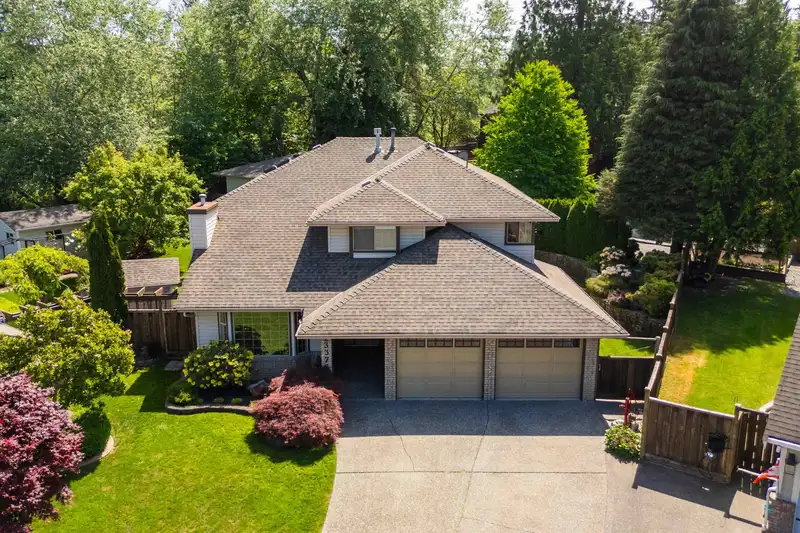 23376 124A AVENUE - photo 3 of 40