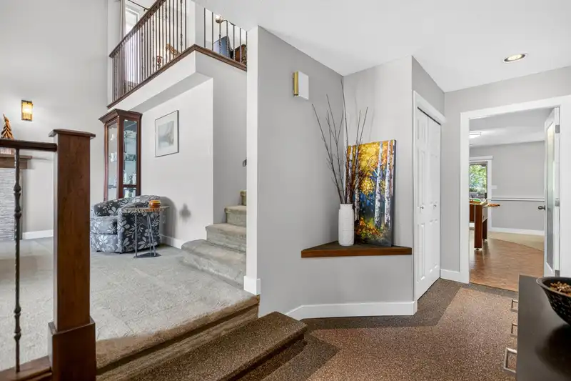 23376 124A AVENUE - photo 4 of 40