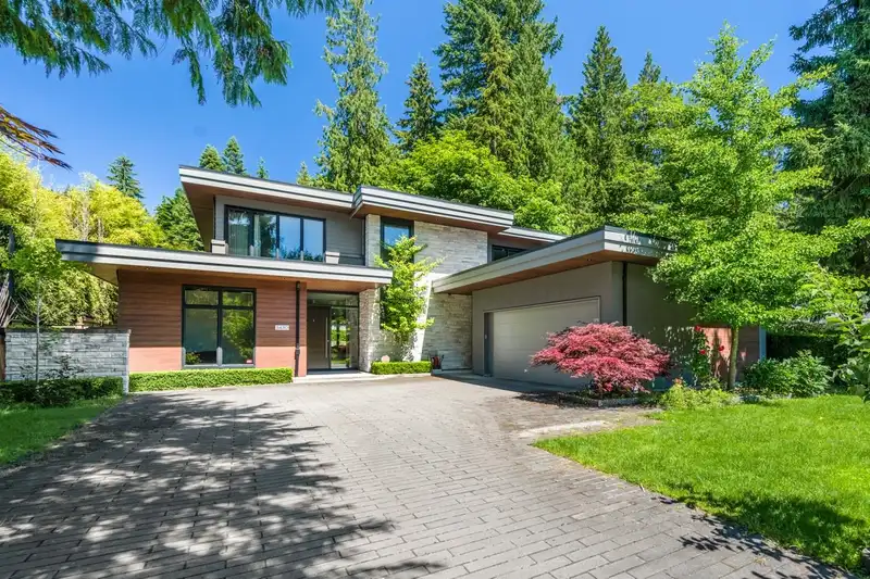 3430 AINTREE DRIVE - photo 1 of 34
