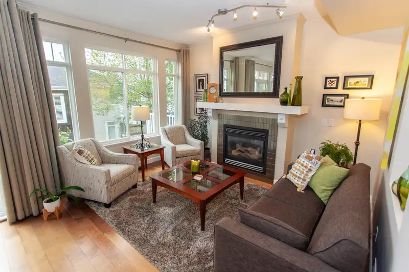 47 15030 58 AVENUE - photo 3 of 34
