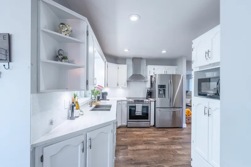 12492 205 STREET - photo 4 of 19