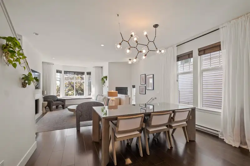 1 3439 ROXTON AVENUE - photo 4 of 22