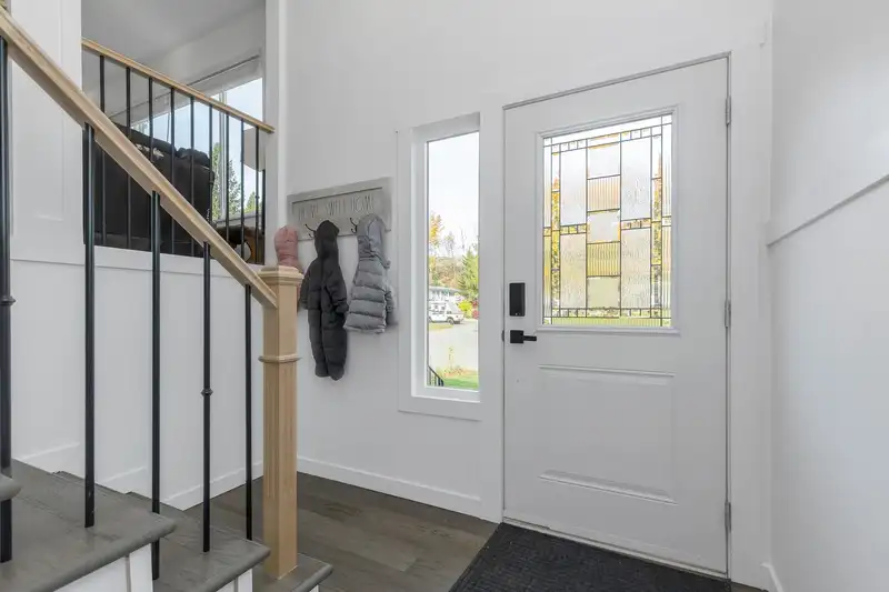 2425 ALADDIN CRESCENT - photo 3 of 39