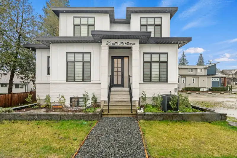 20426 96 AVENUE - photo 1 of 40