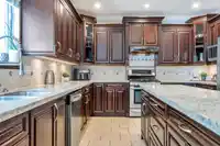 8437 BAILEY PLACE - thumbnail 10