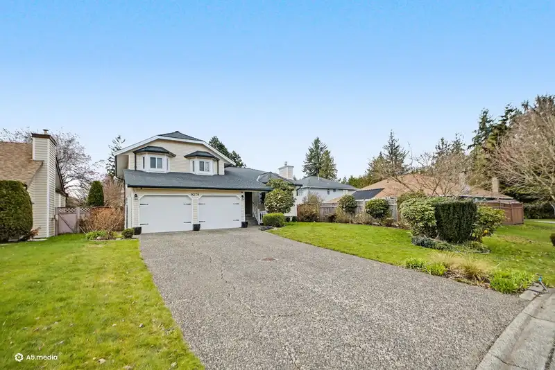 9279 156A STREET - photo 2 of 29